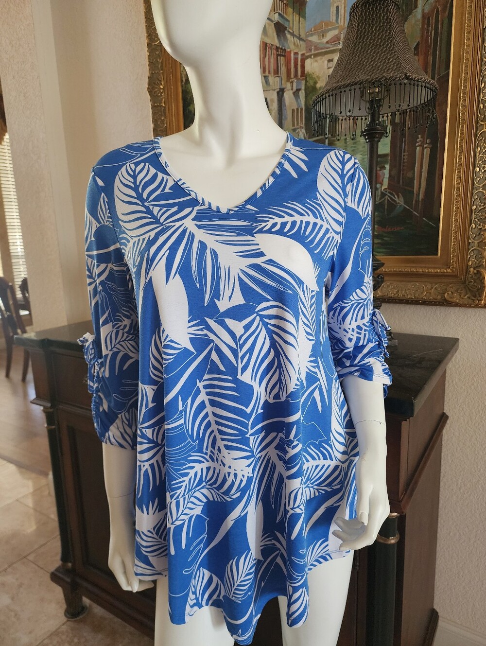 Worn Once-MARBLE Blue and White Leaf-Print V-Neck Tunic